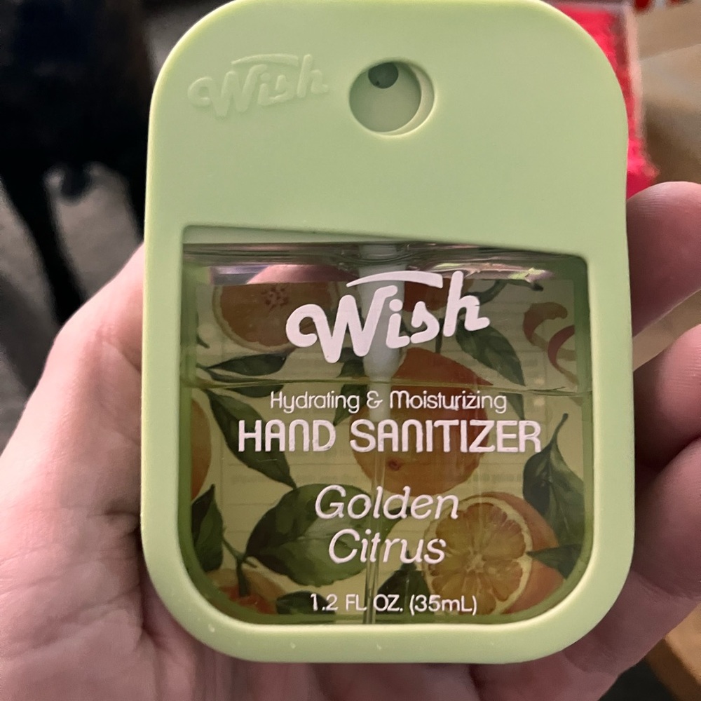 Wish Hand Sanitizer Set with Silicone Cases:Purple,Green,Orange,Pink must haves! - Picture 4 of 7